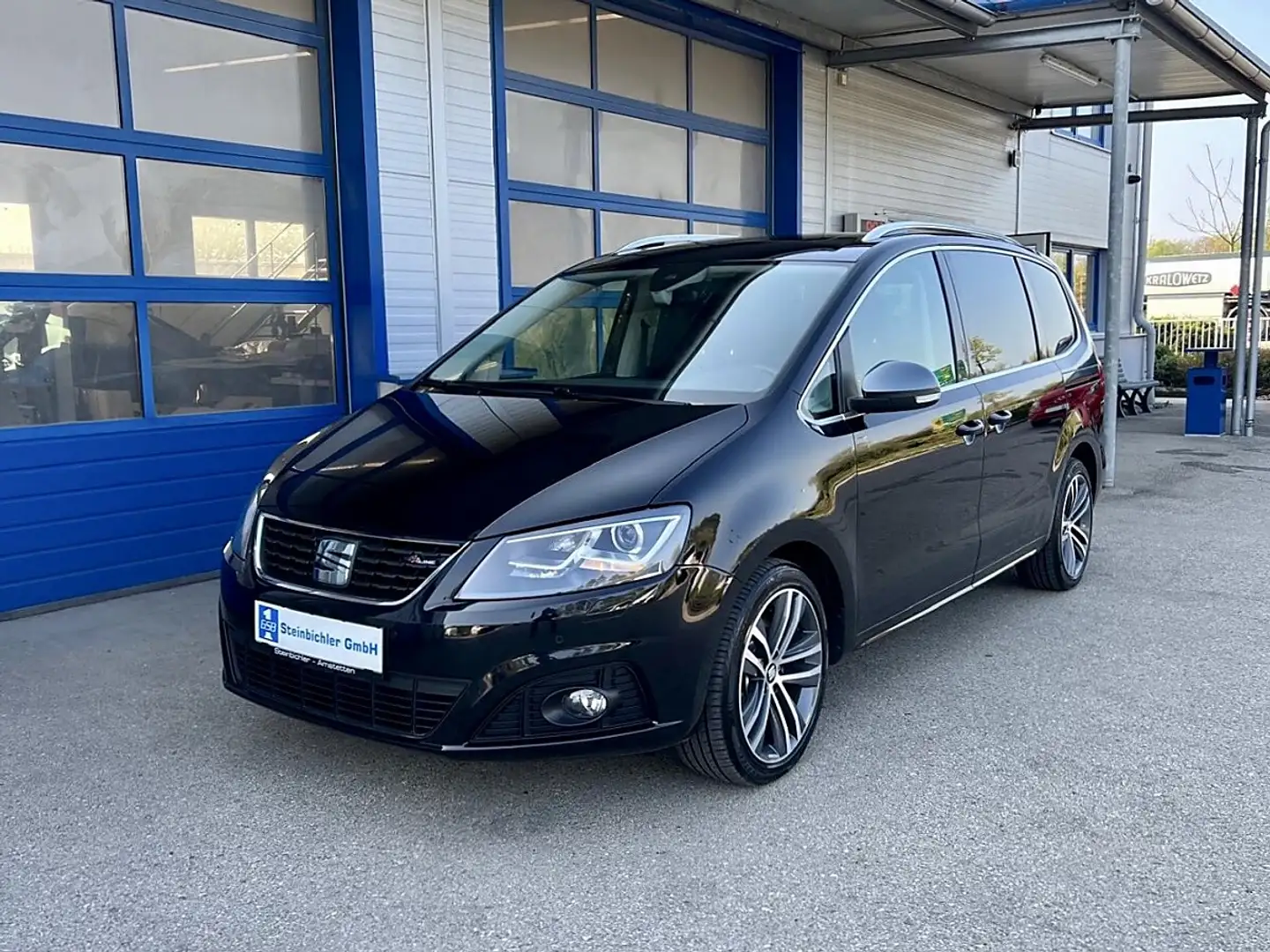 SEAT Alhambra FR 2,0 TDI DSG 4WD,MwSt.Pano,AHK, Schwarz - 1