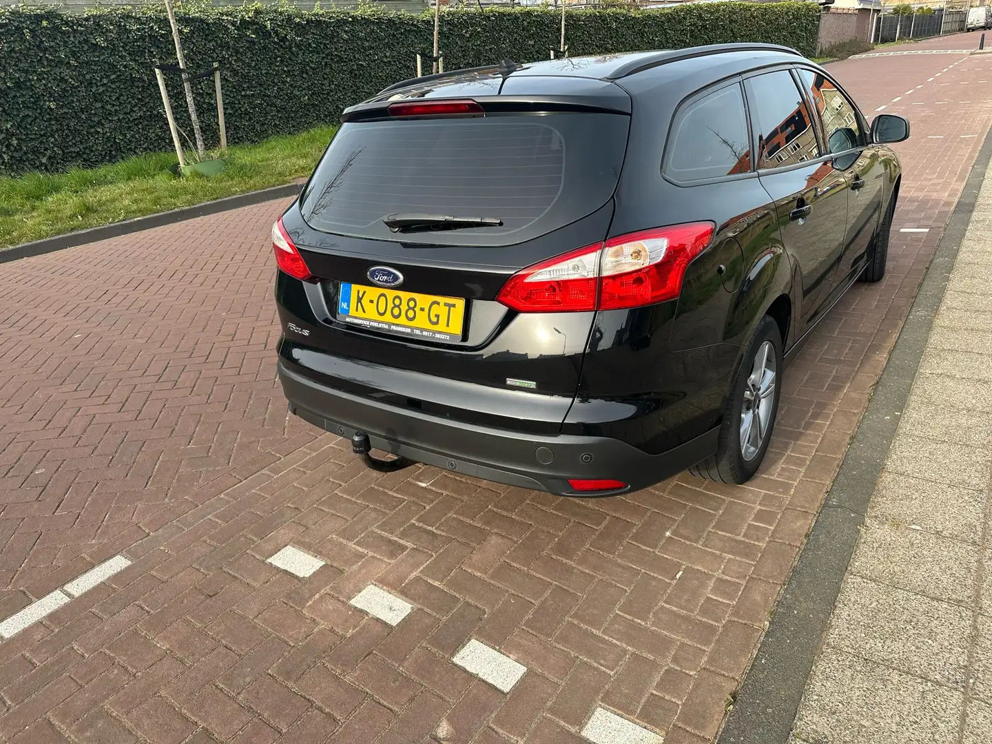Ford Focus 1.0 EcoB. Titanium Zwart - 2