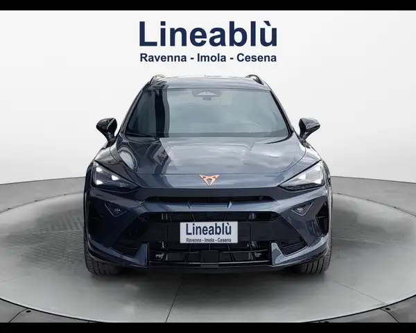 Cupra Formentor view 8