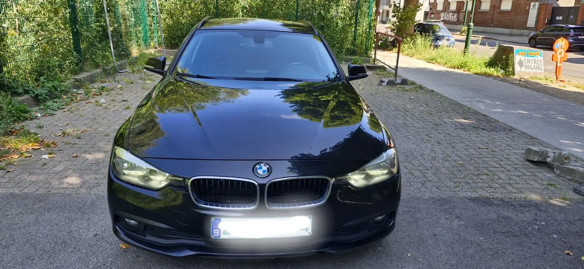 BMW 316 Touring d - 1