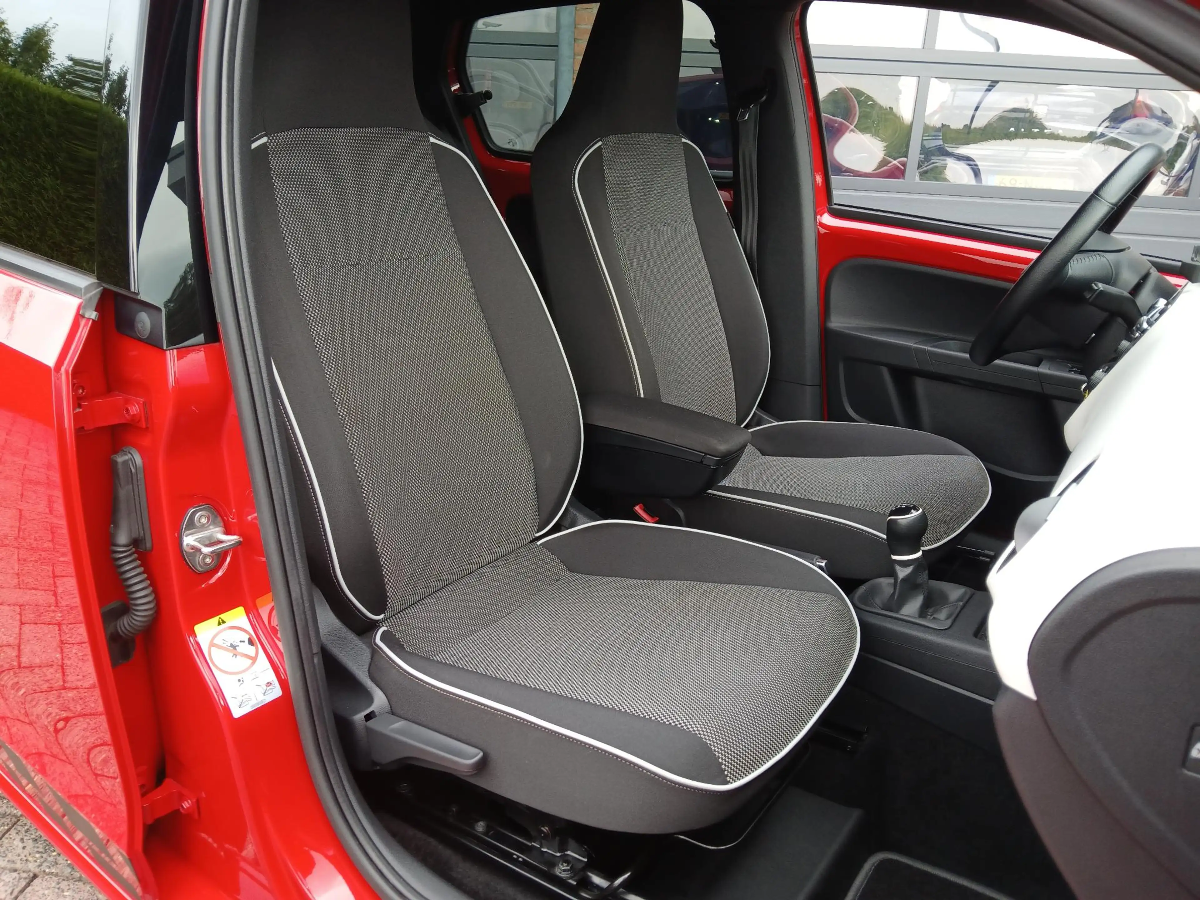 SEAT Mii 1.0 Style Chic — photo 12