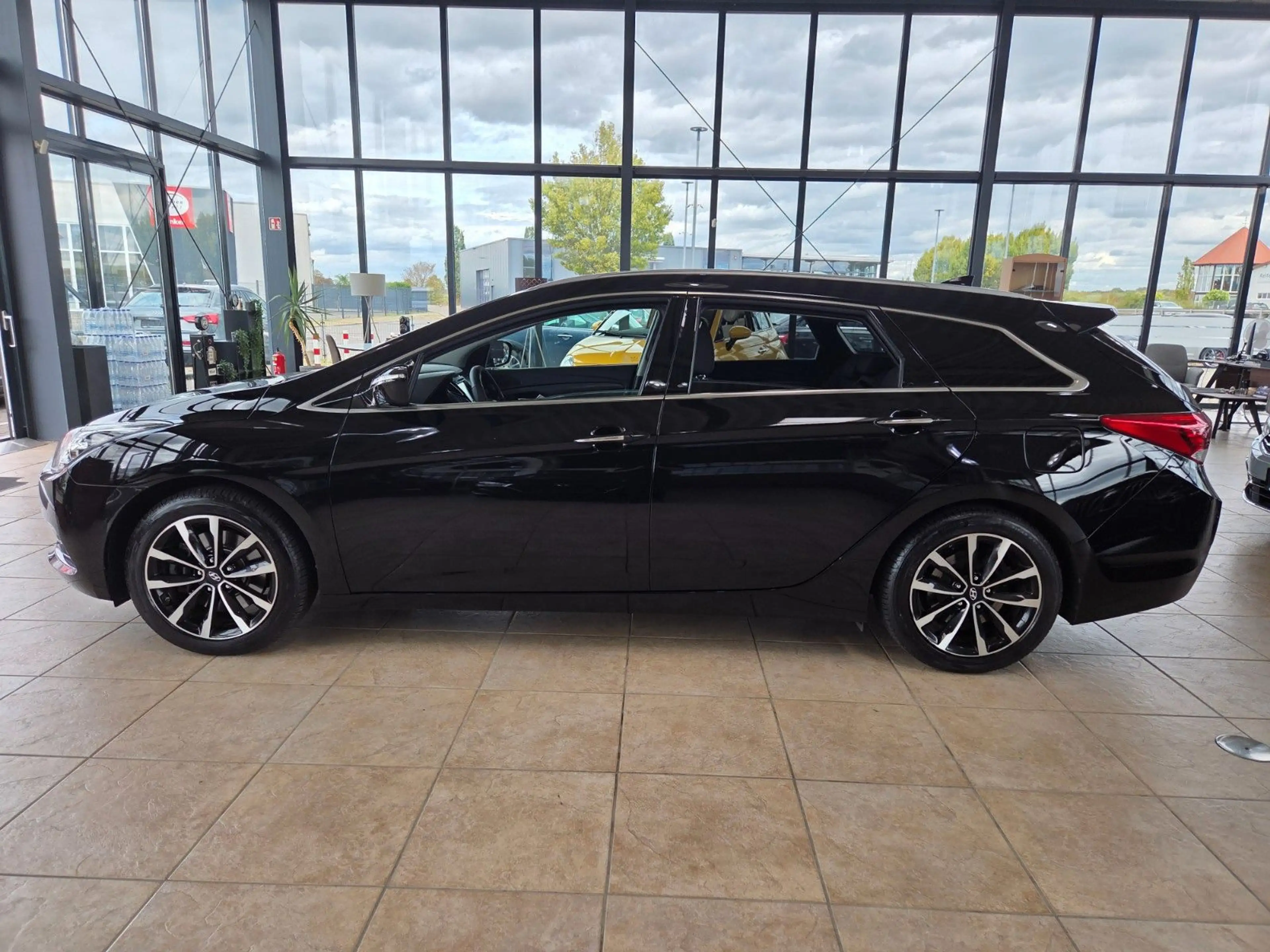Hyundai i40 cw blue Style — photo 8