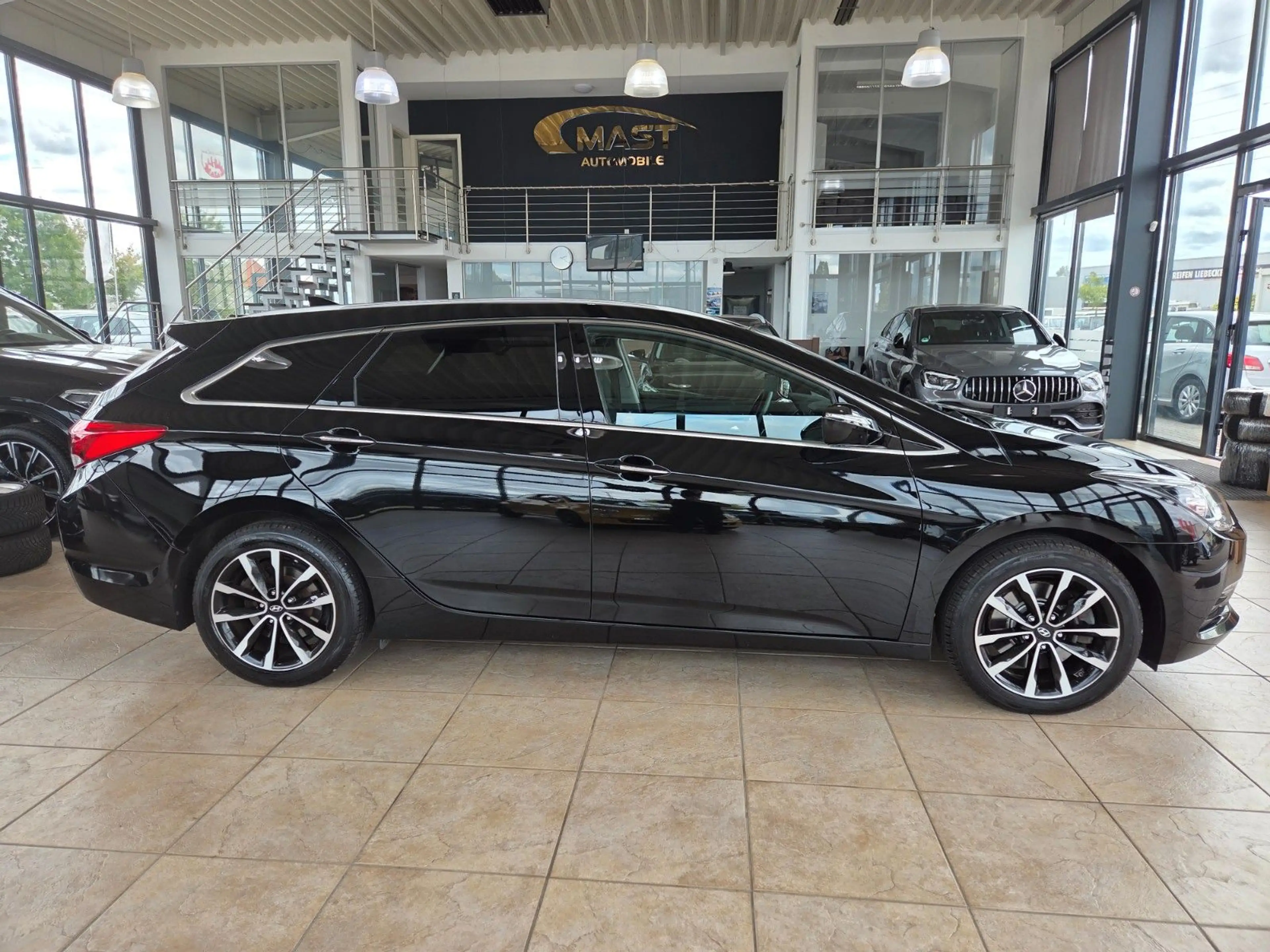 Hyundai i40 cw blue Style — photo 4