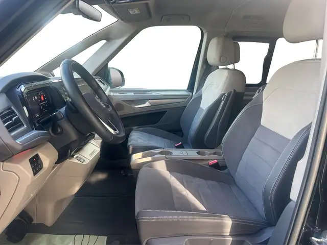Volkswagen Multivan view 11