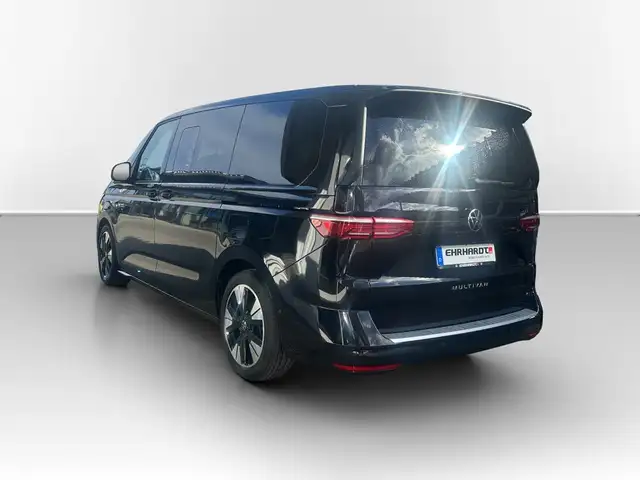Volkswagen Multivan view 7