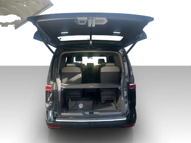 Volkswagen Multivan view 9