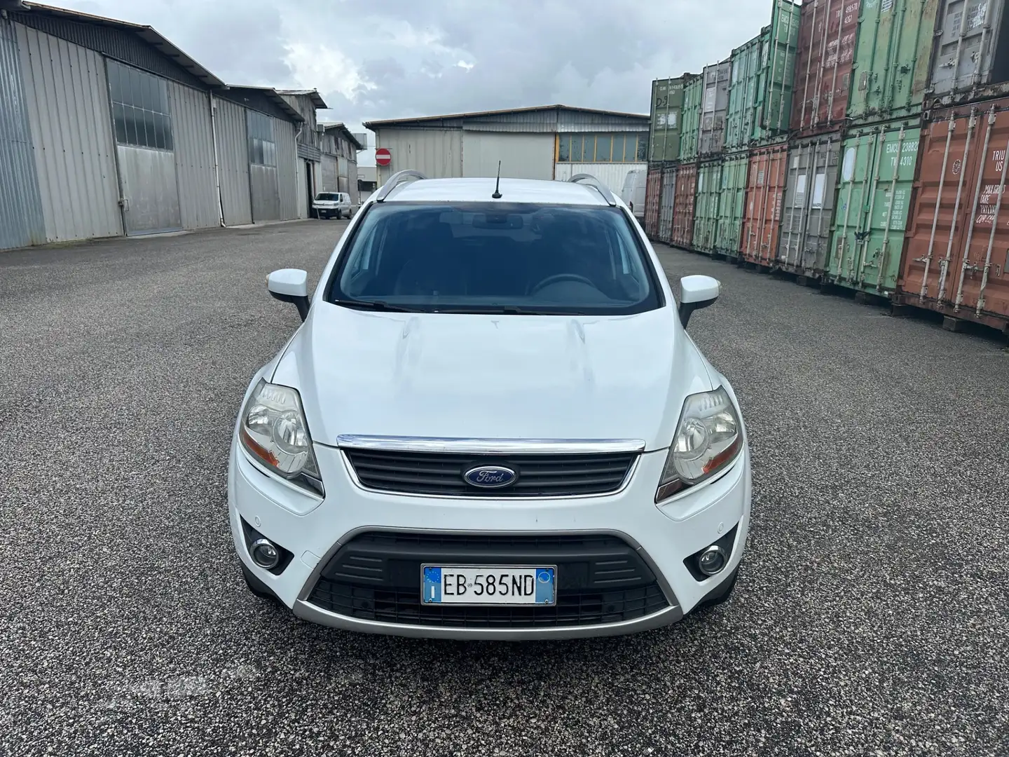 Ford Kuga 2.0 TDCi 136 CV 4WD Titanium DPF Grigio - 2