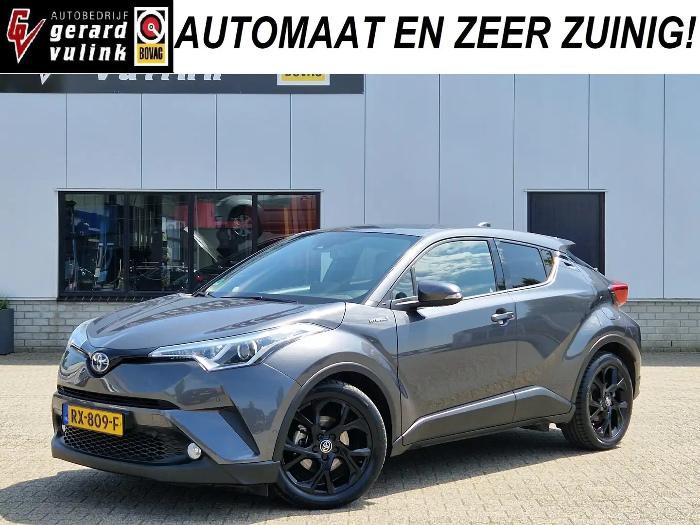 Toyota C-HR 1.8 Hybrid Black Edition ADAP CRUISE NAV CLIMA Grijs - 1