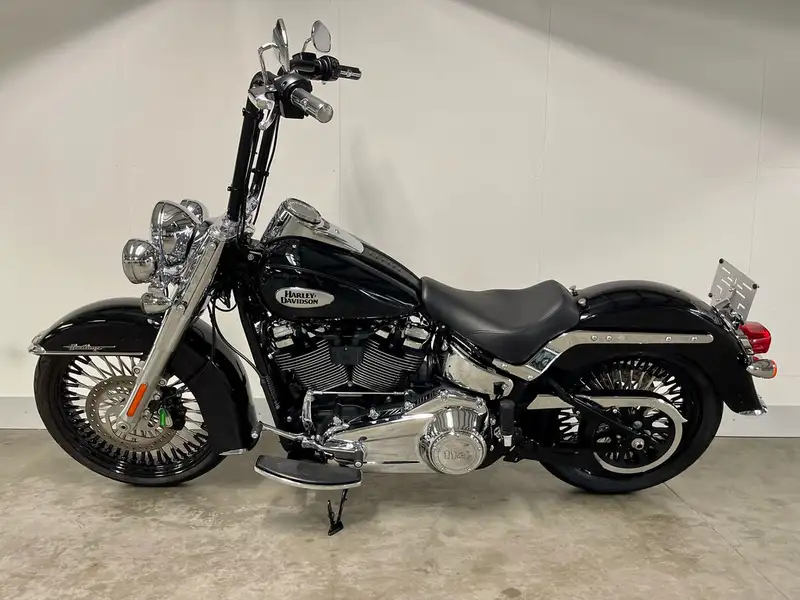 Harley-Davidson Heritage Softail - foto 3