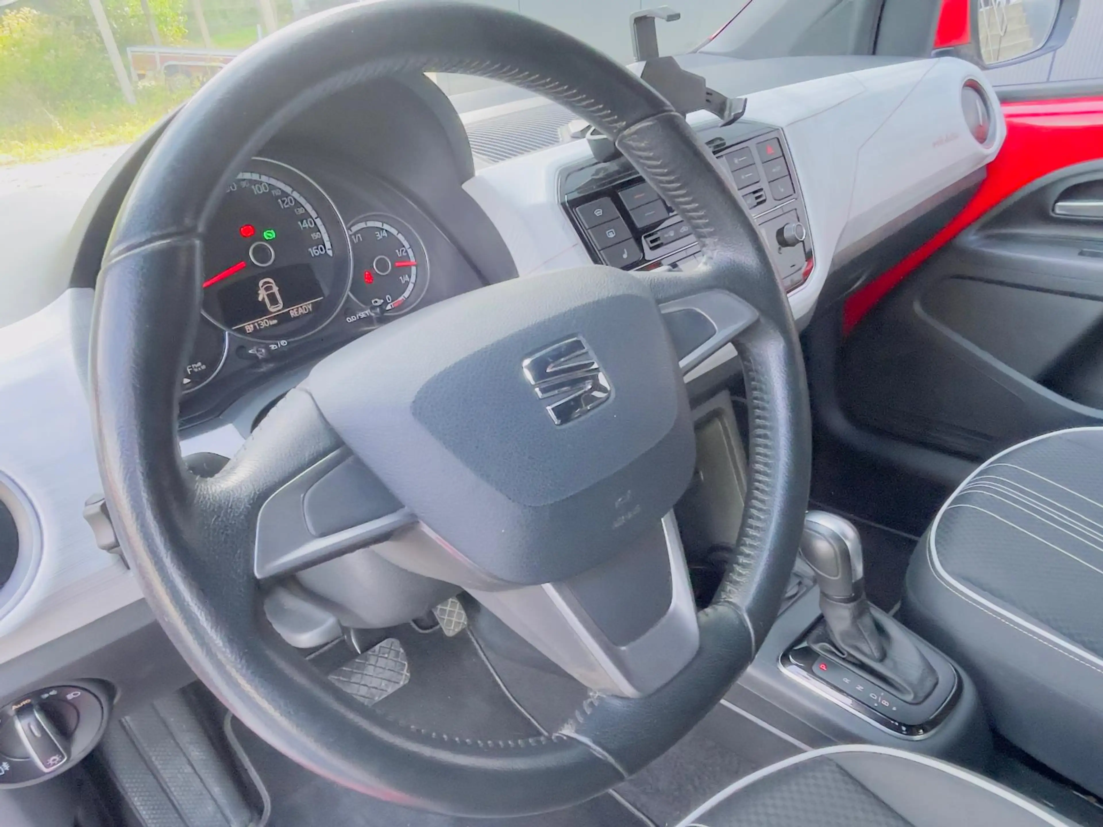 SEAT Mii e-Mii 36.8 kWh Electric Plus — photo 15
