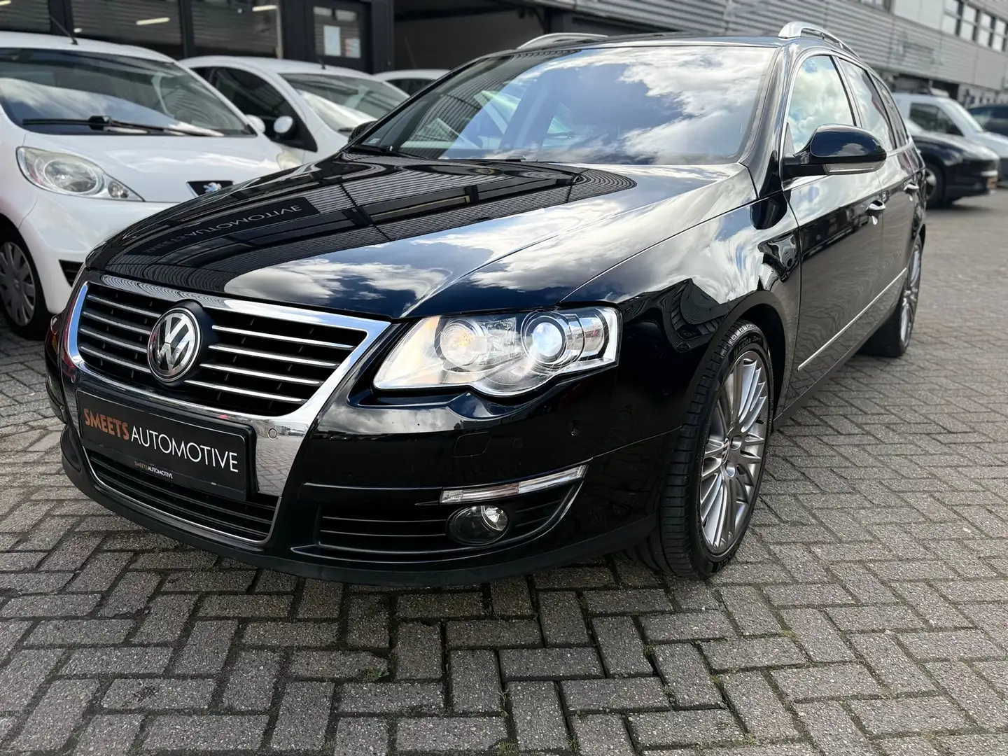 Volkswagen Passat 3.2 V6 Highline Business 4M,Automaat,Leer,Open dak Zwart - 2