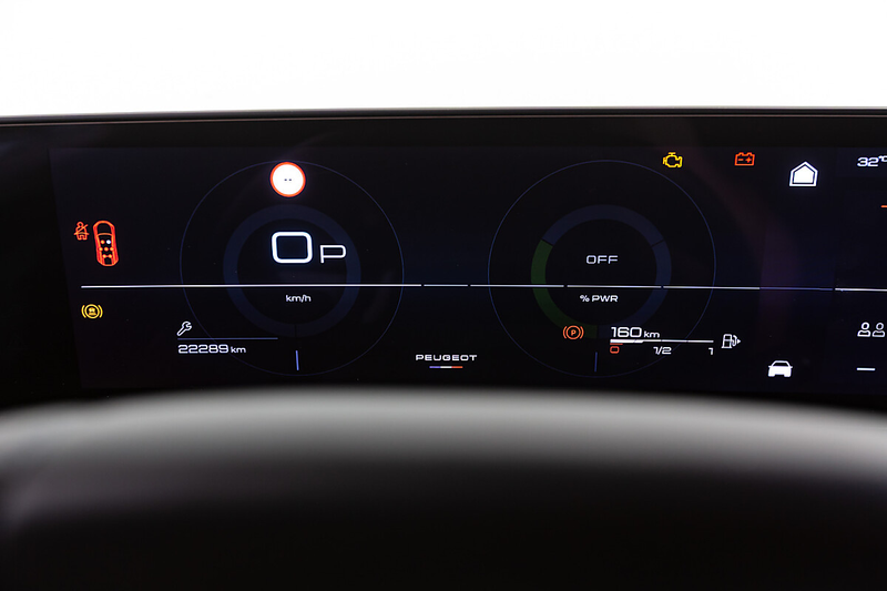 Peugeot 5008 1.2 Hybrid 145 Allure — photo 10