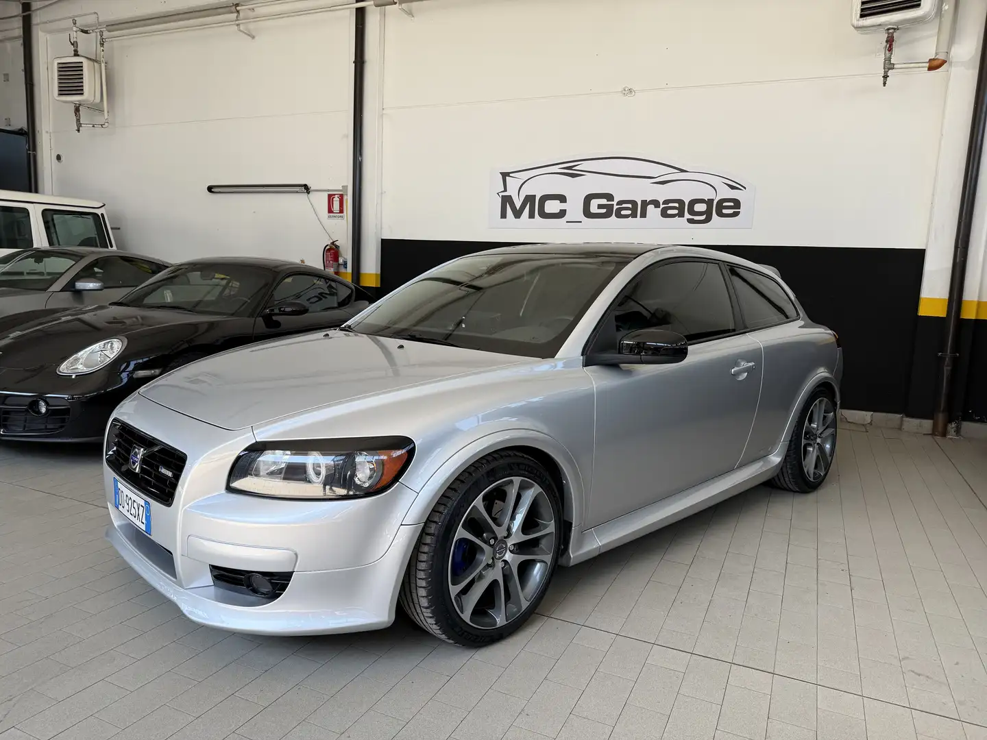 Volvo C30 2.5 T5 Momentum R desing  220cv - 1