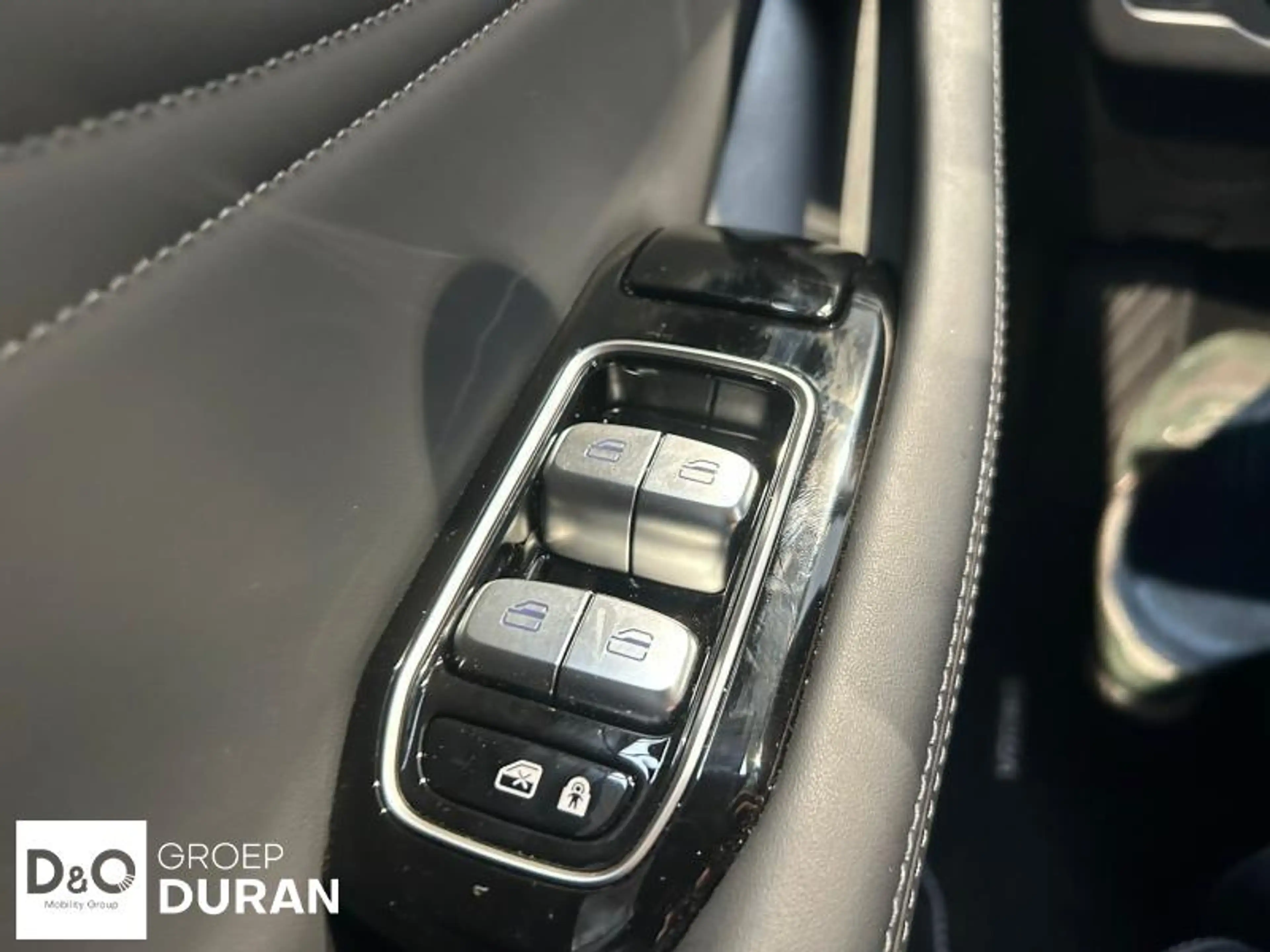 Omoda 9 SHS-P 1.5 GDI Plug-In Hybrid — photo 8