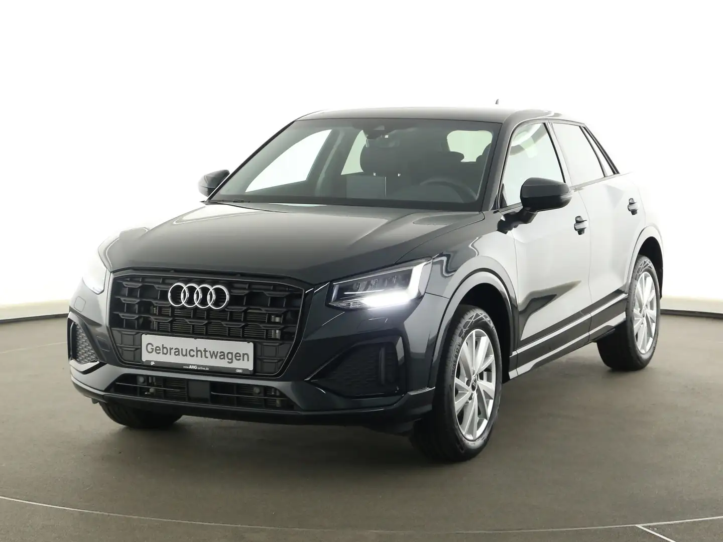 Audi Q2 1.5 TFSI S-tronic Advanced Grau - 2