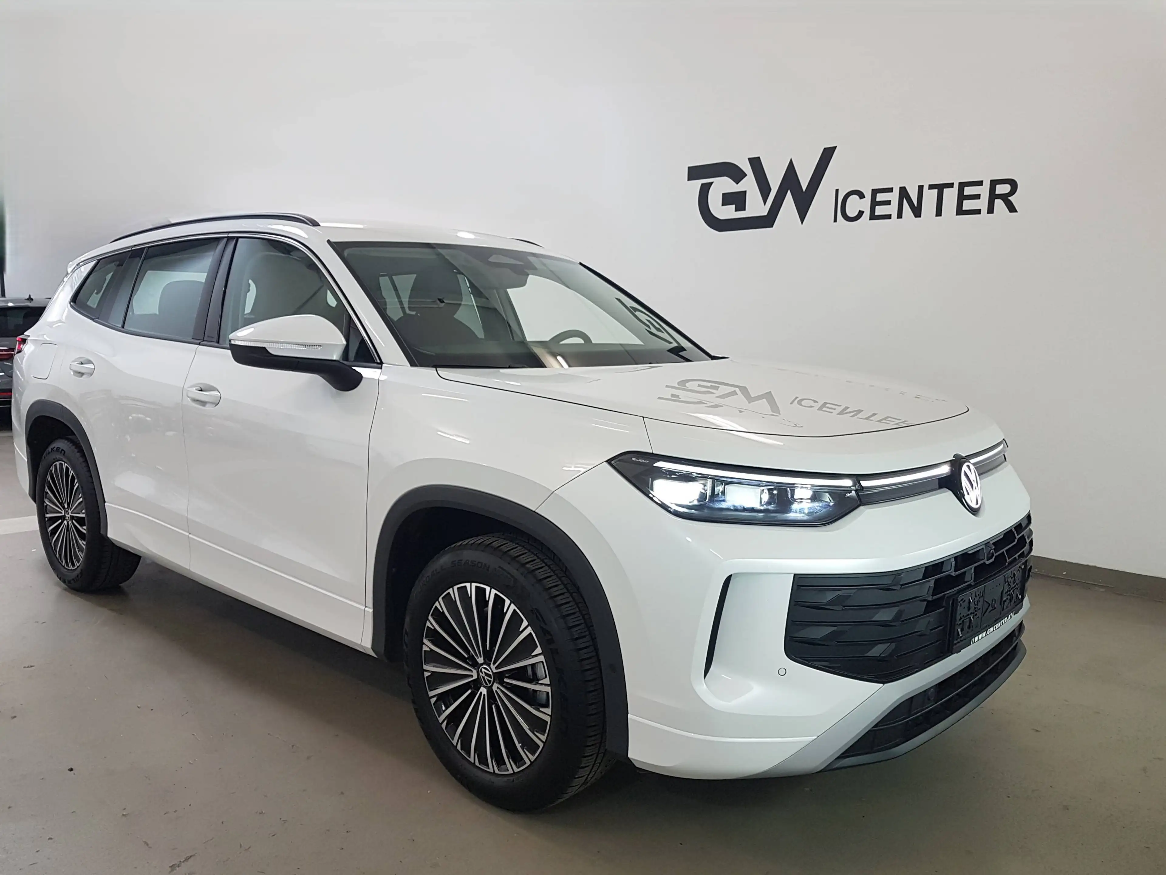 Volkswagen Tayron 1.5 eTSI 110 kW Life IQ Lights-Matrix-AHK 7-Sitzer 360 — photo 12