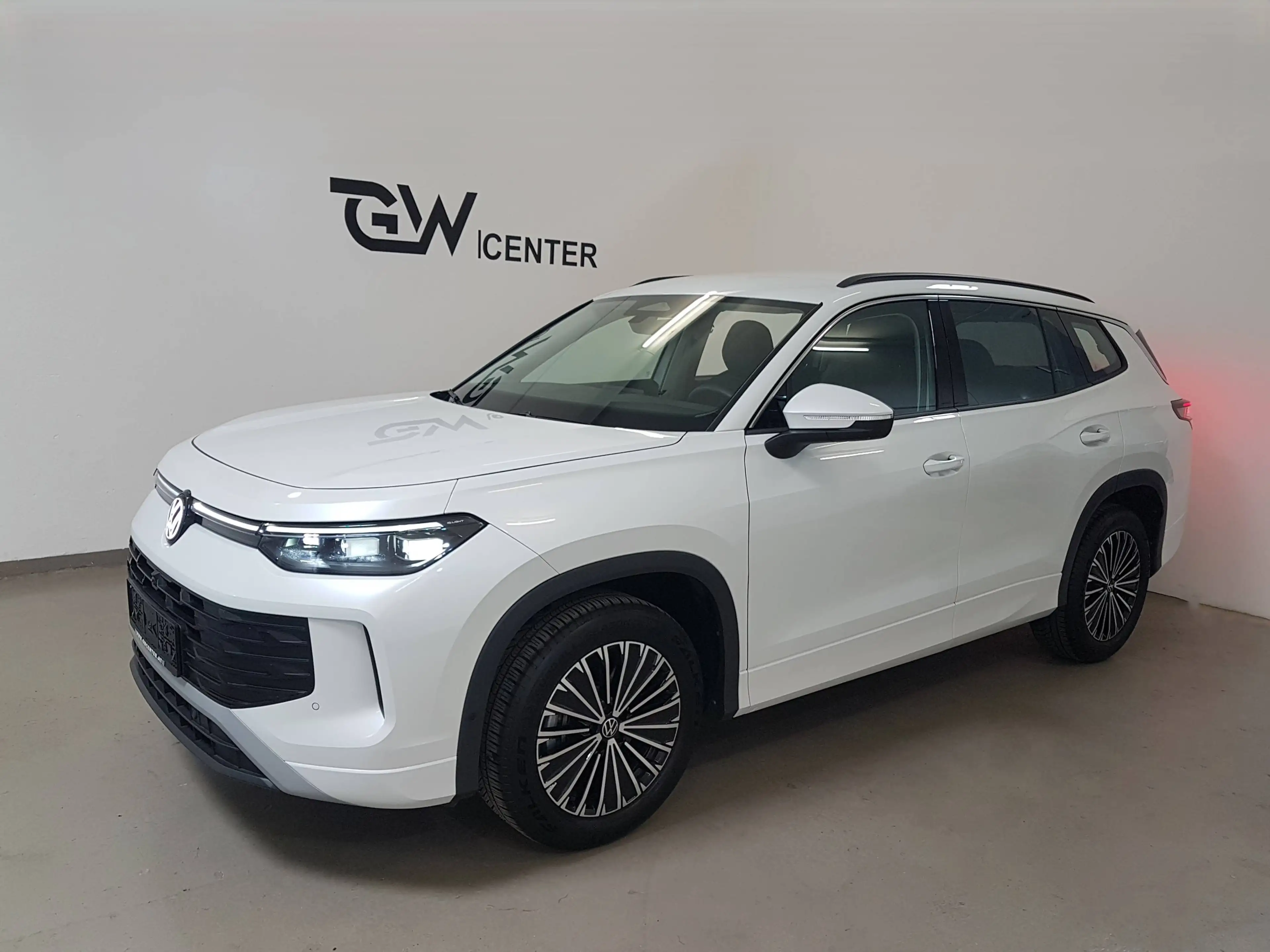 Volkswagen Tayron 1.5 eTSI 110 kW Life IQ Lights-Matrix-AHK 7-Sitzer 360 — photo 5