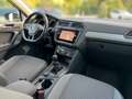 Volkswagen Tiguan 2,0 TDI SCR 4Motion Comfortline**1.Besitz**NAVI** Gris - thumbnail 18