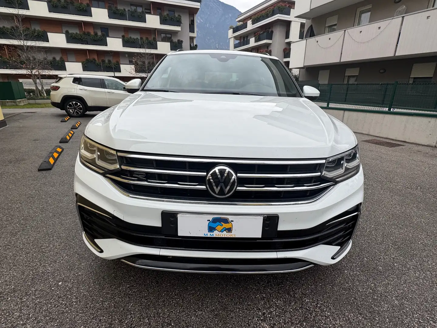 Volkswagen Tiguan 2.0 tdi R-Line 150cv dsg - 1