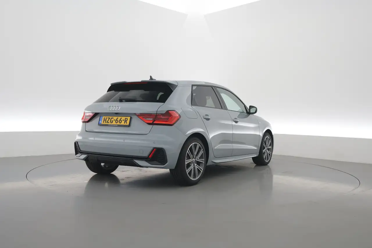 Audi A1 Sportback 30 Tfsi S-Line Arrow Gray Rijklaar, миниатюра 2