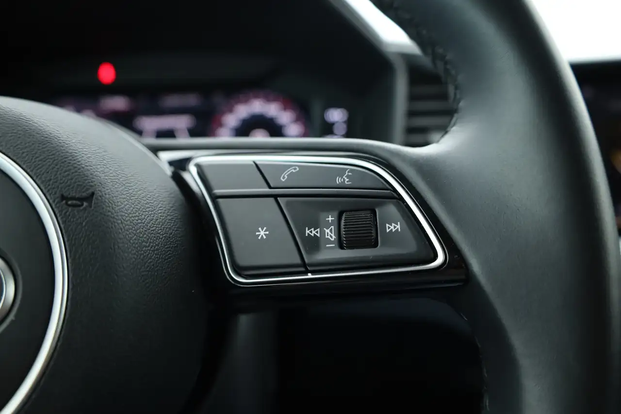 Audi A1 Sportback 30 Tfsi S-Line Arrow Gray Rijklaar, миниатюра 18