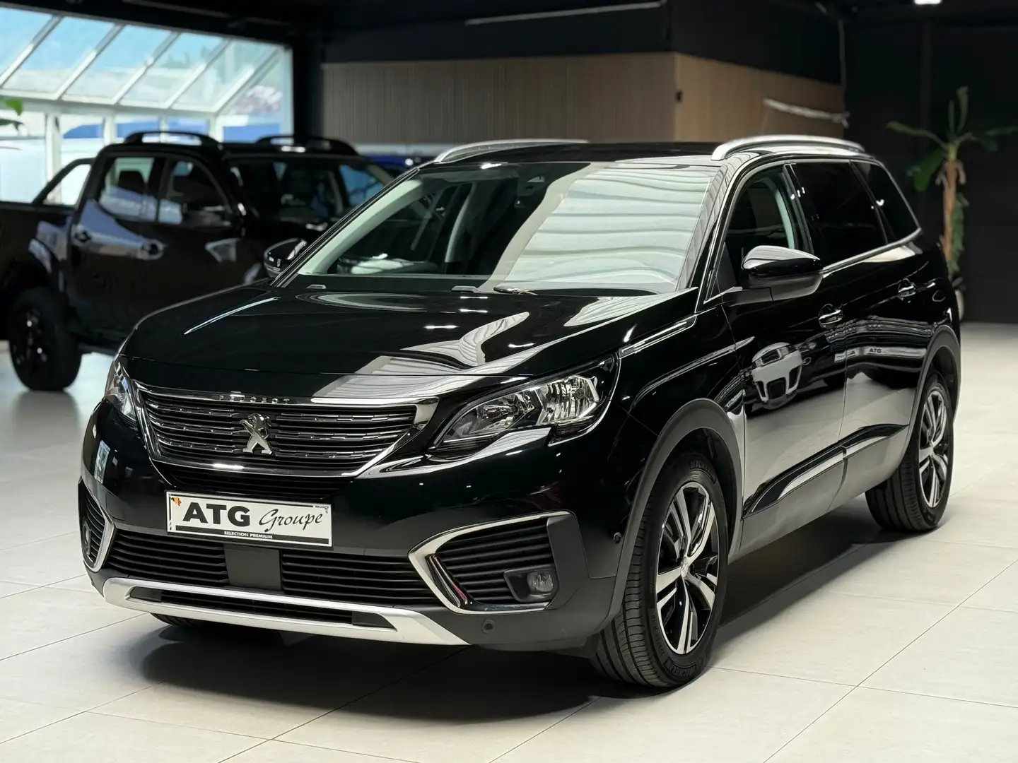 Peugeot 5008 1.5 HDI 130CV 7PLACES BOITE AUTO FULL OPTIONS Schwarz - 1