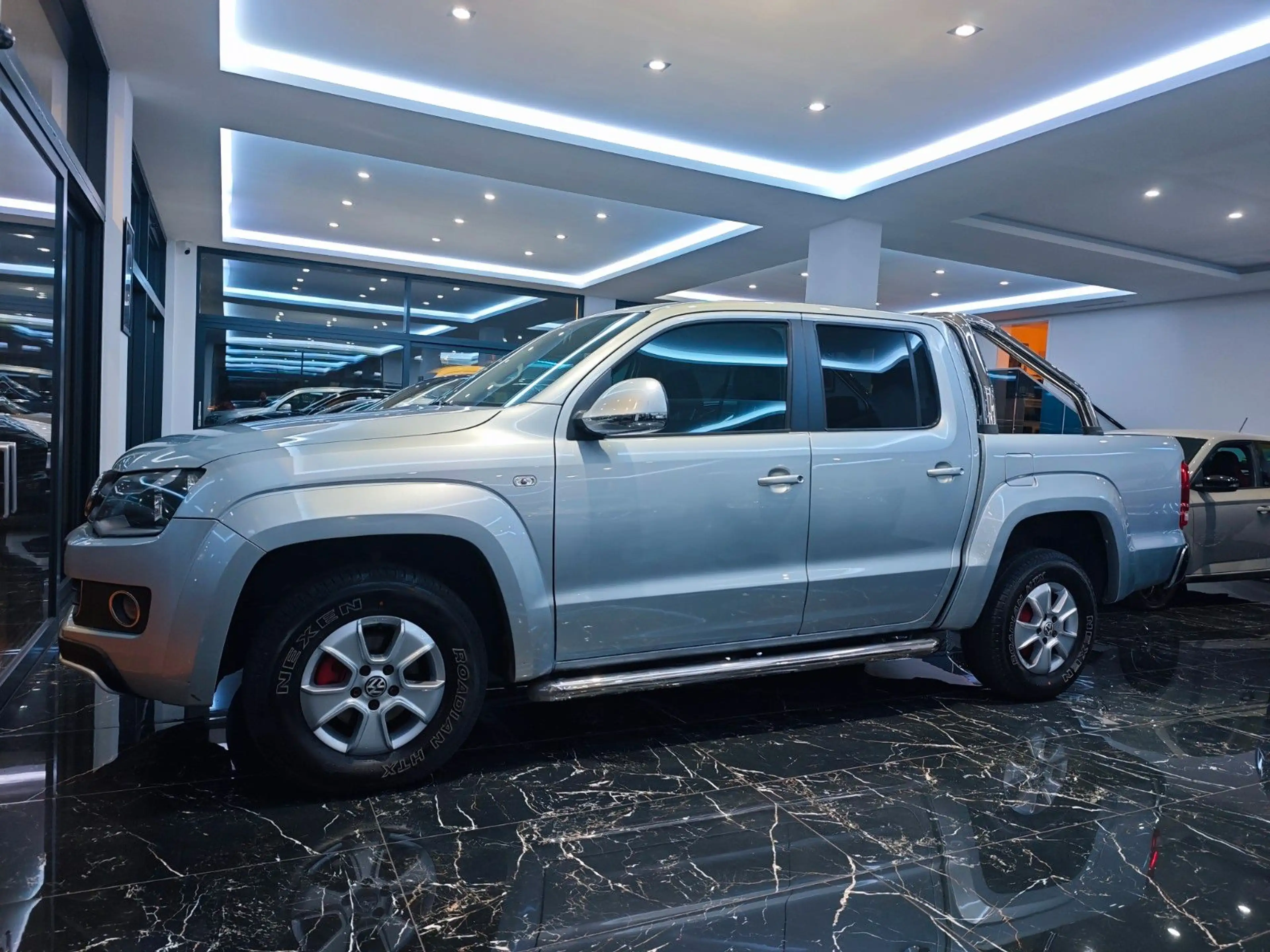 Volkswagen Amarok Highline DoubleCab 4Motion — photo 2