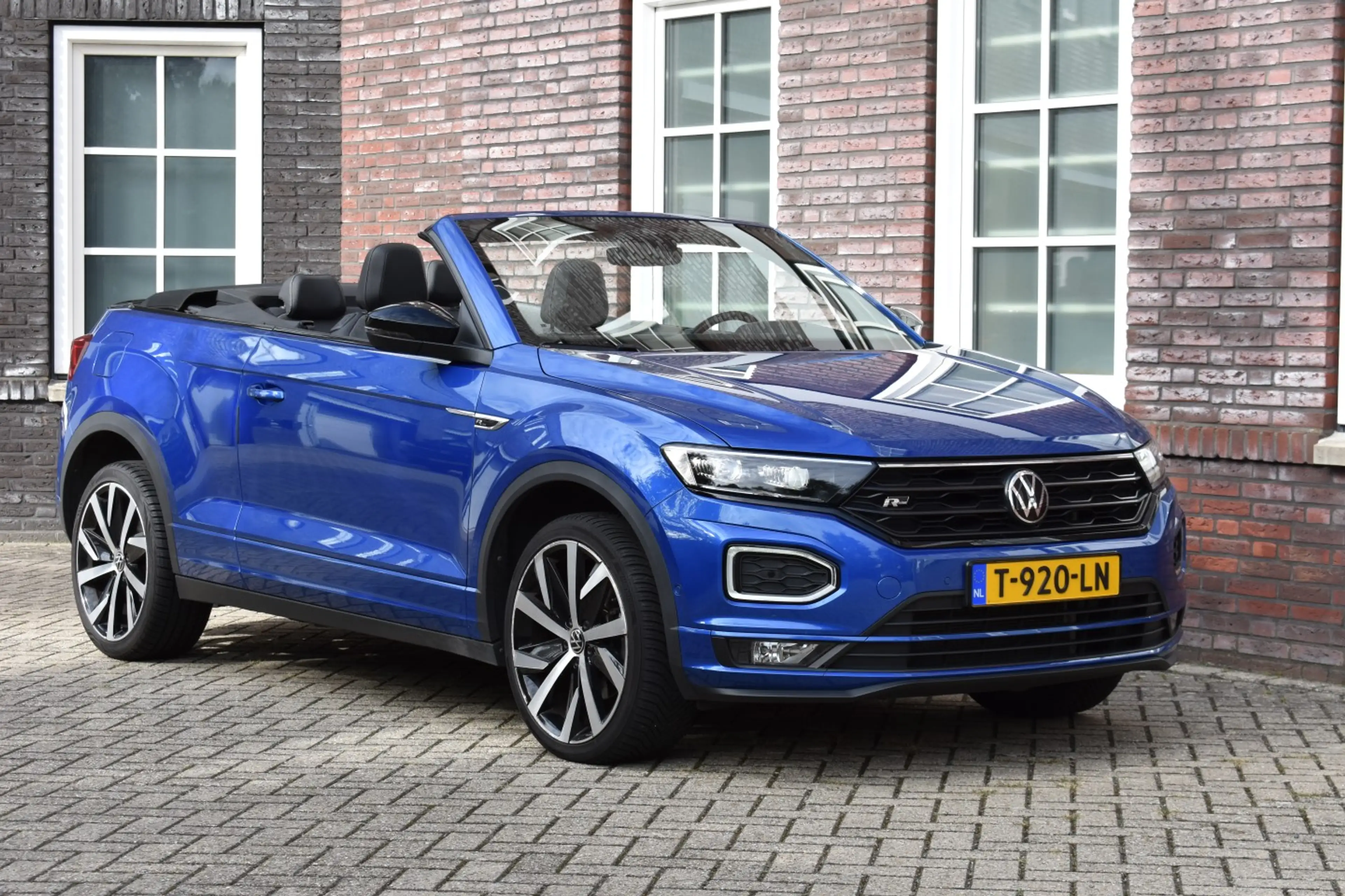 Volkswagen T-Roc 1.5 TSI R-Line dsg Cabriolet Wij zijn op afspraak