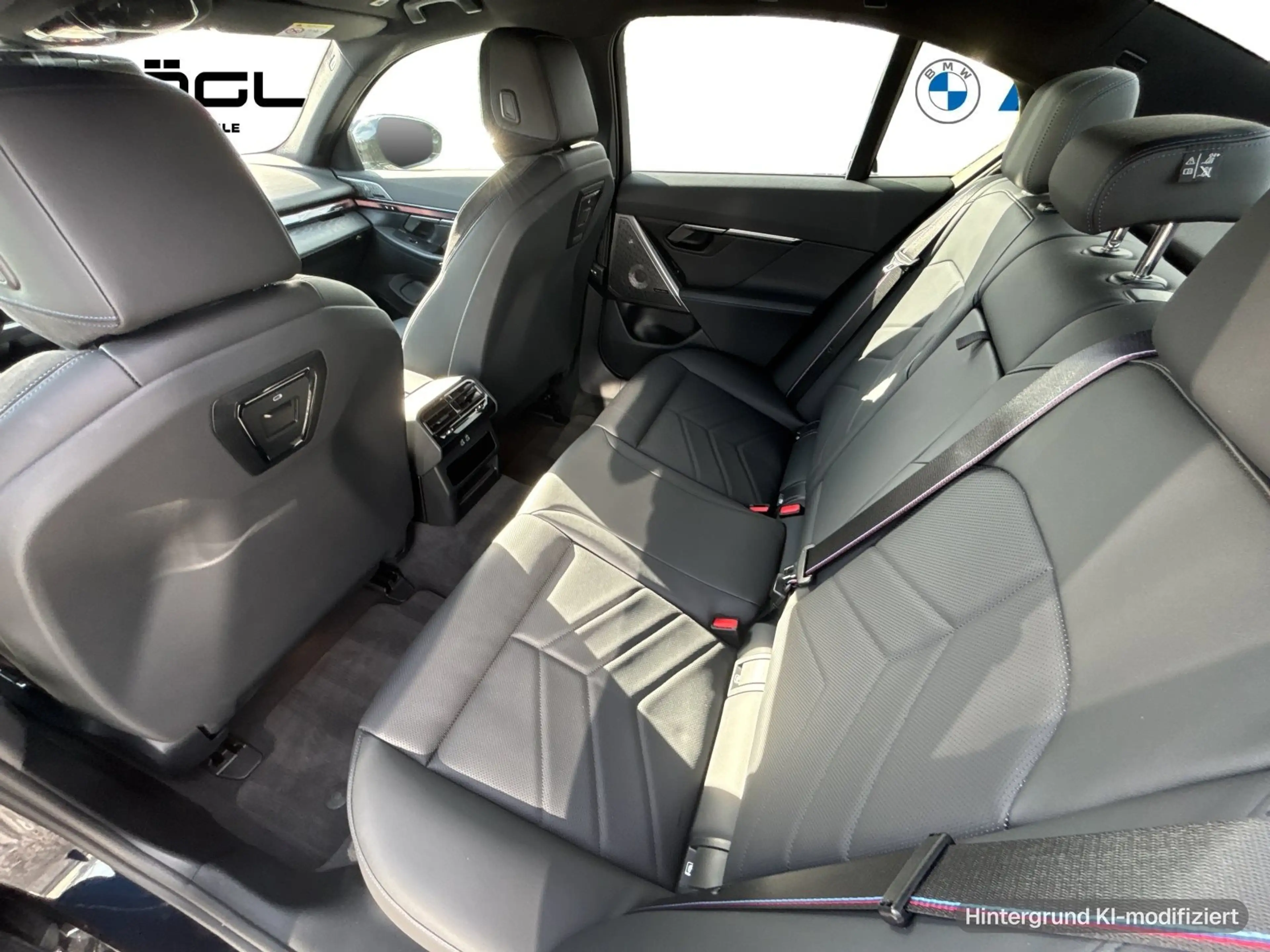 BMW i5 eDrive40 Limousine M Sport Pro Pano Bowers&Wilkins — photo 8