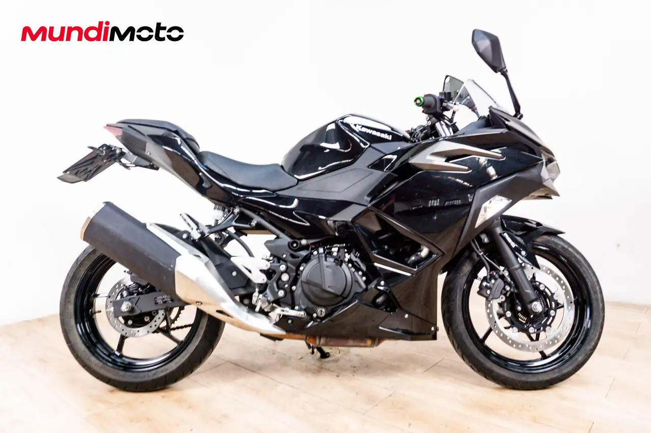 Kawasaki Ninja 500 SE