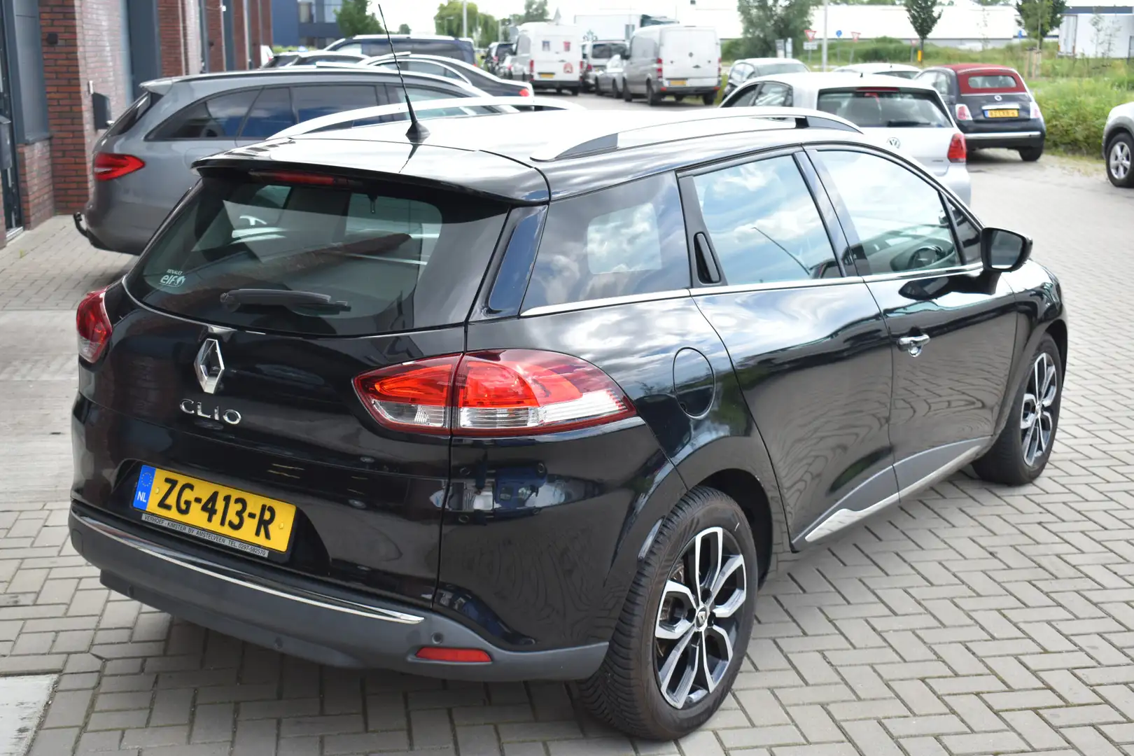 Renault Clio Estate 1.5 dCi Ecoleader Intens Zwart - 2