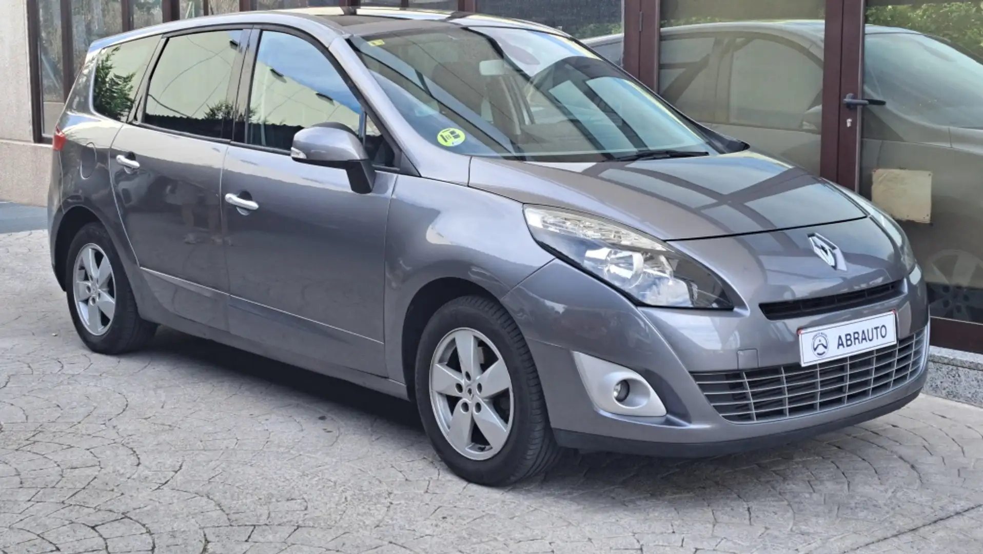 Renault Grand Scenic 1.9dCi Dynamique 7pl. Gris - 2