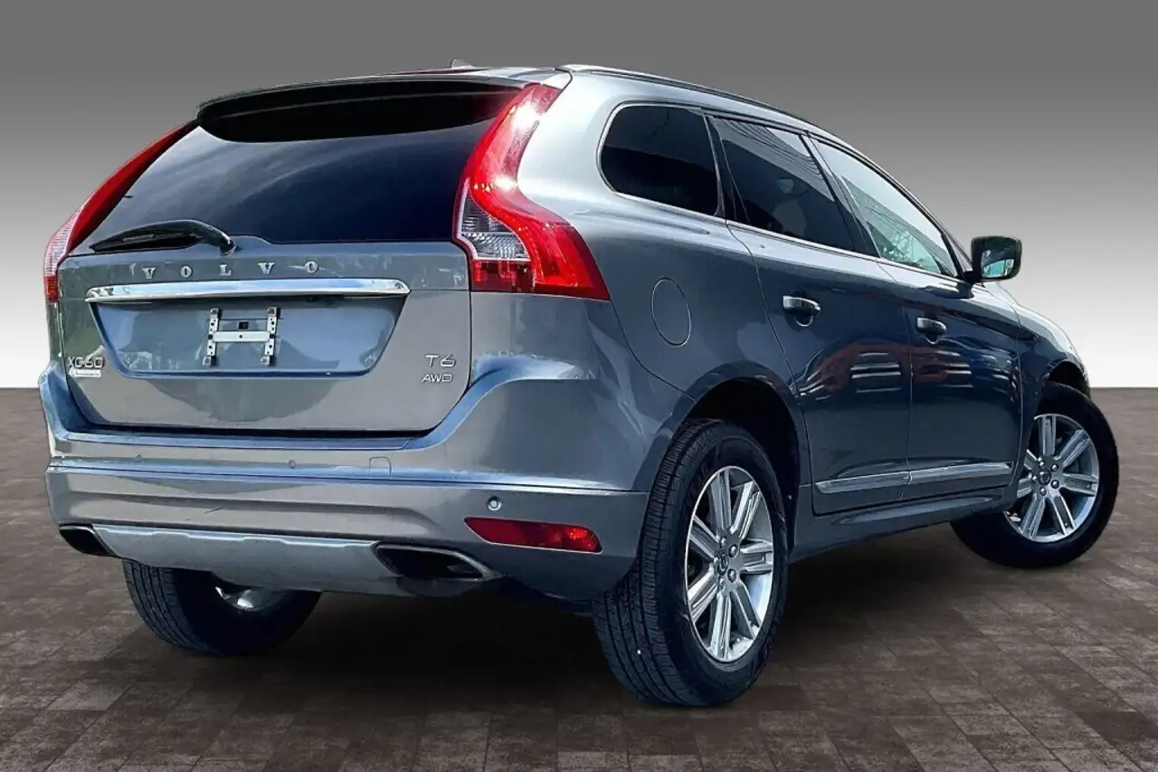 Volvo XC60 снимка Volvo XC60