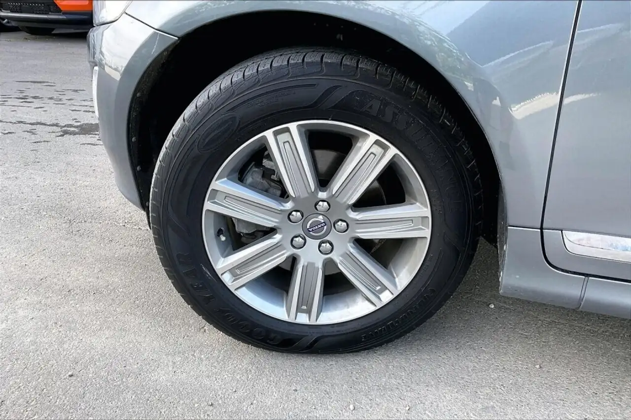 Volvo XC60 снимка Volvo XC60