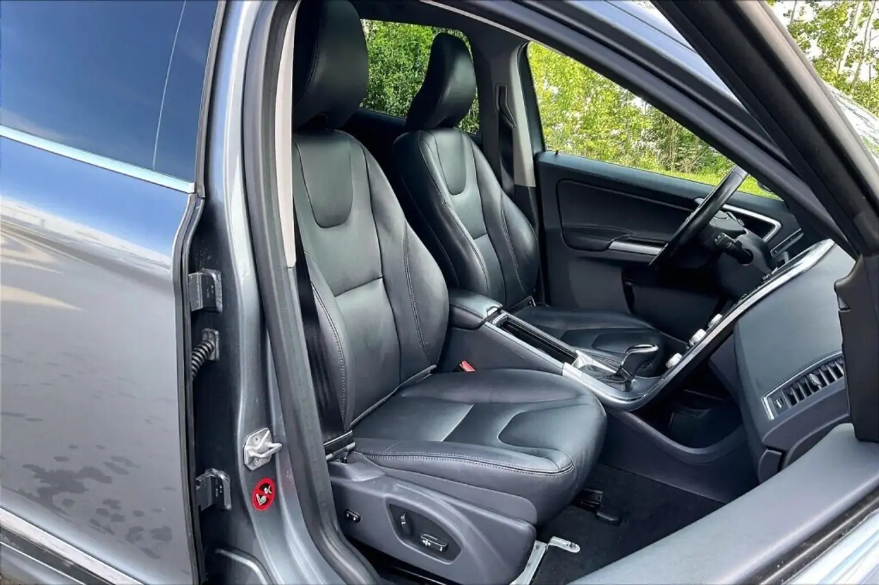 Volvo XC60 снимка Volvo XC60