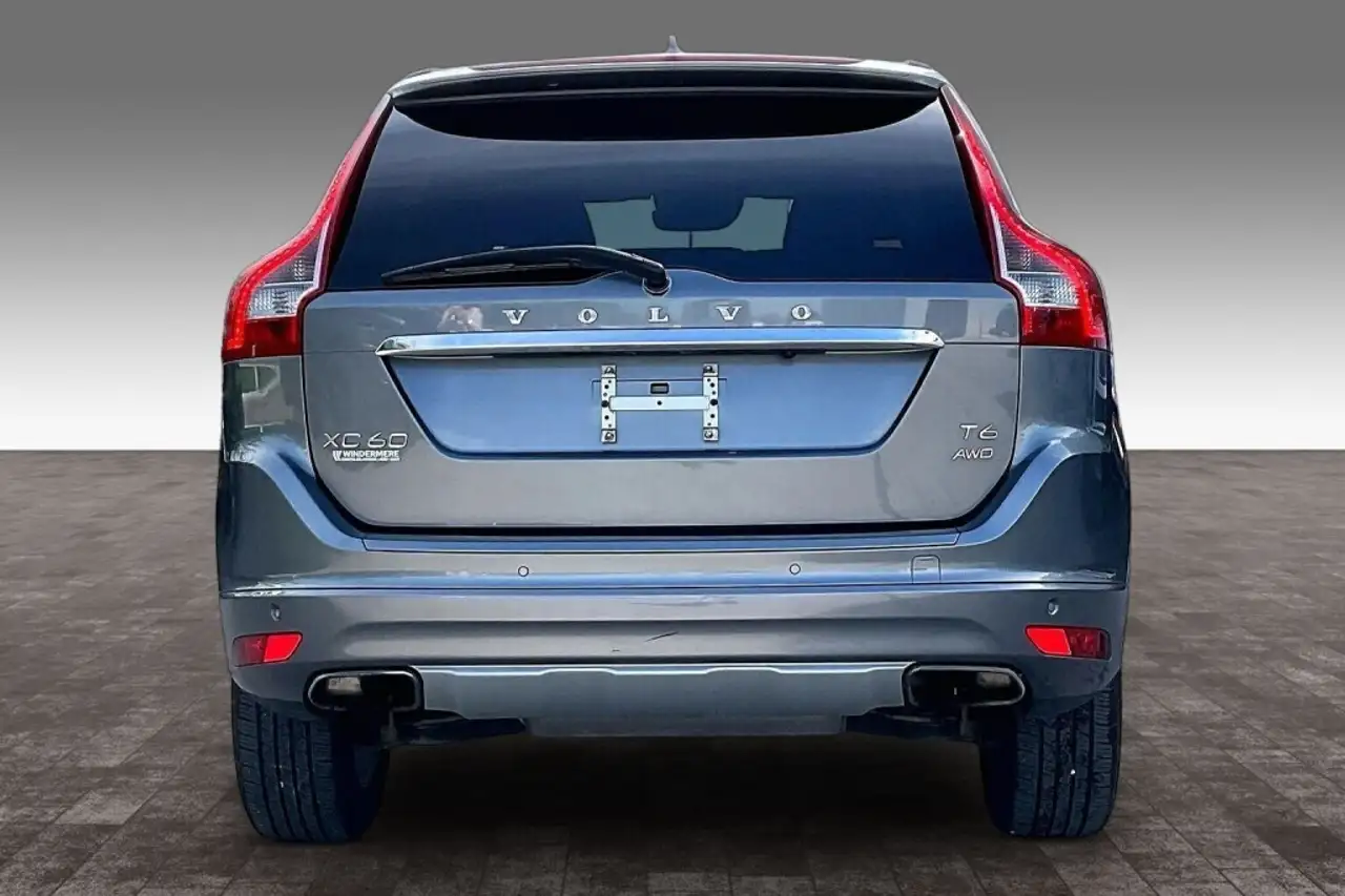Volvo XC60 снимка Volvo XC60