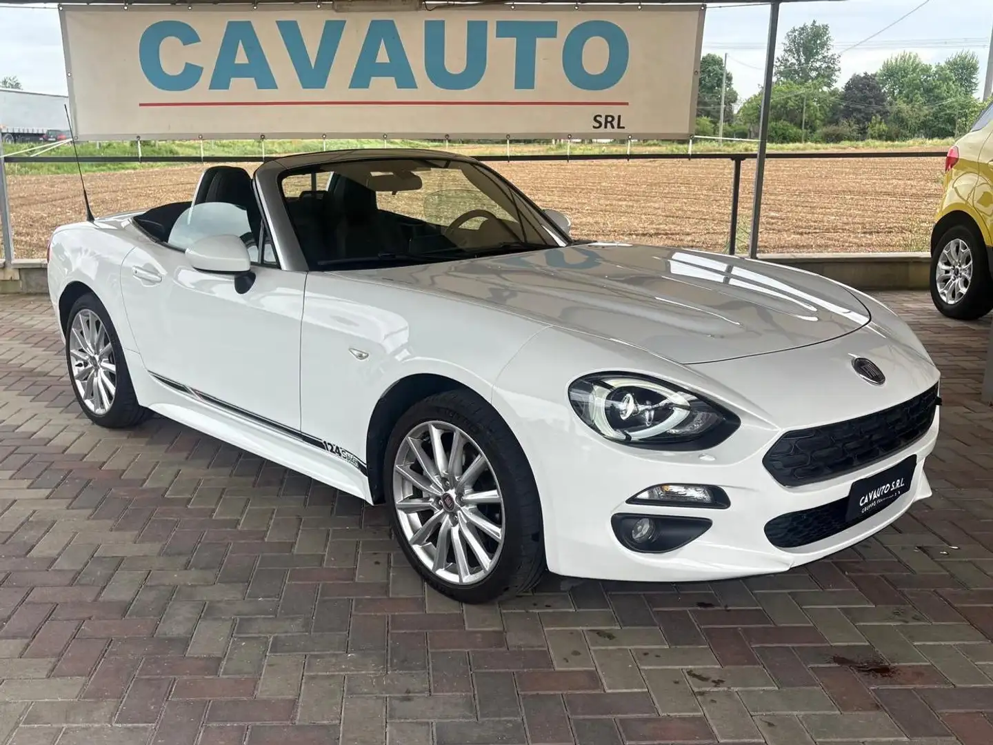 Fiat 124 Spider Solo Noleggio o Subentro Leasing Bianco - 1