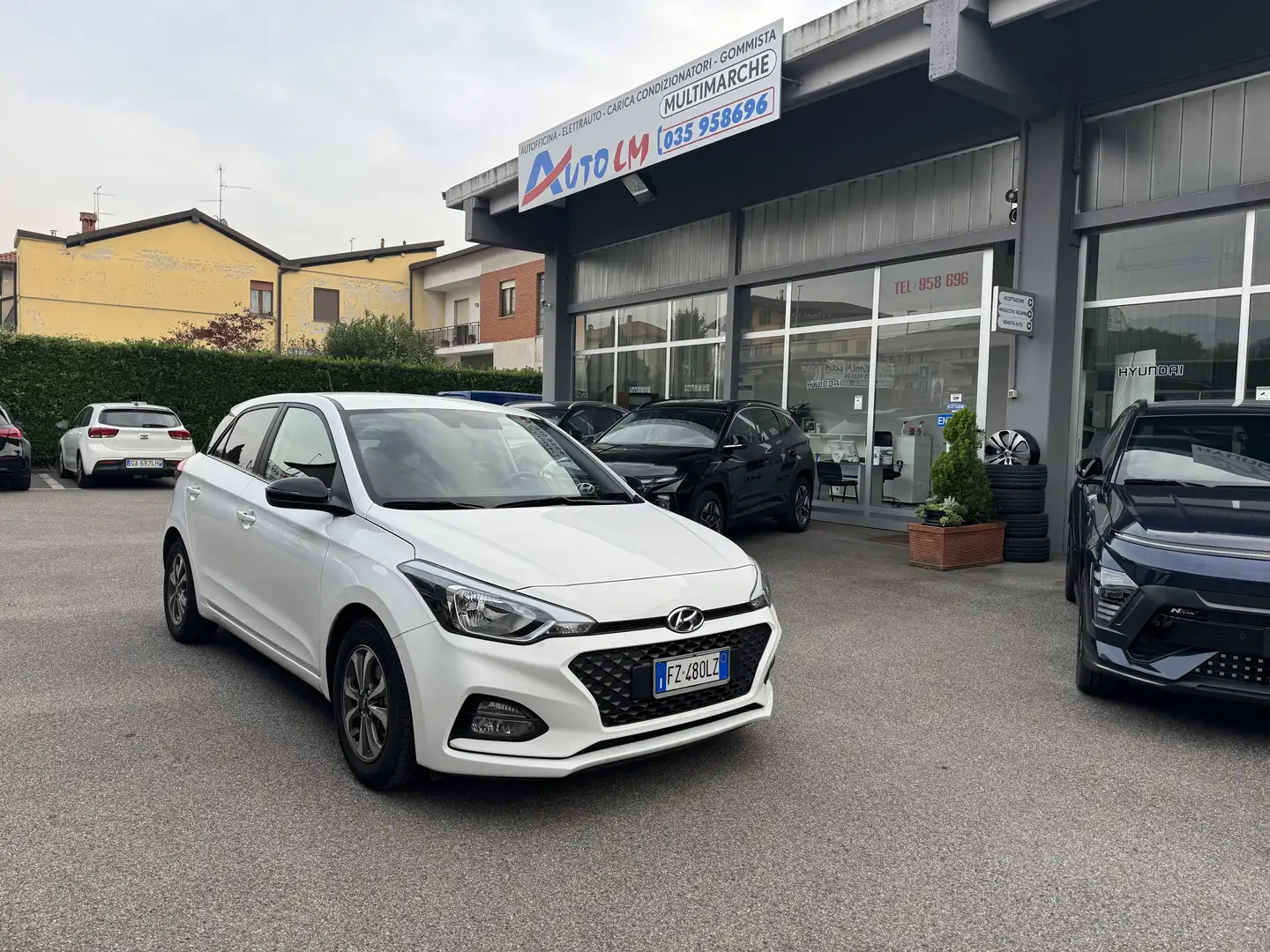 Hyundai i20 5p 1.2 mpi Connectline 75cv - Ok Neopatentati Bianco - 1