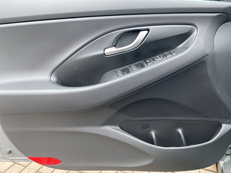 Hyundai i30 FL N Line Sportpaket Navi Digitales Cockpit — photo 14