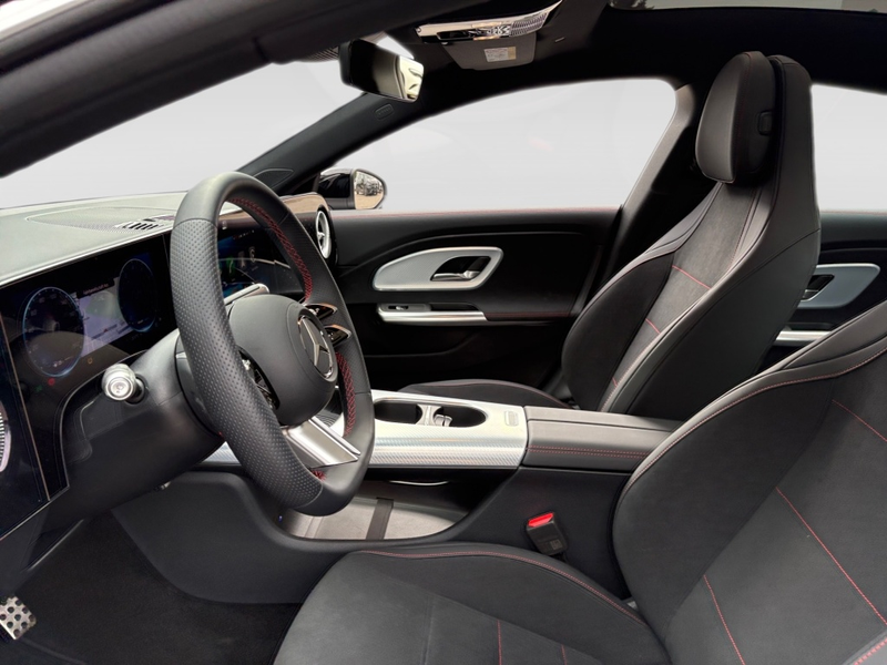 Mercedes-Benz CLA 180 AMG-Line+Pano+DISTRON+KEYLESS+MULTIBEAM — photo 11
