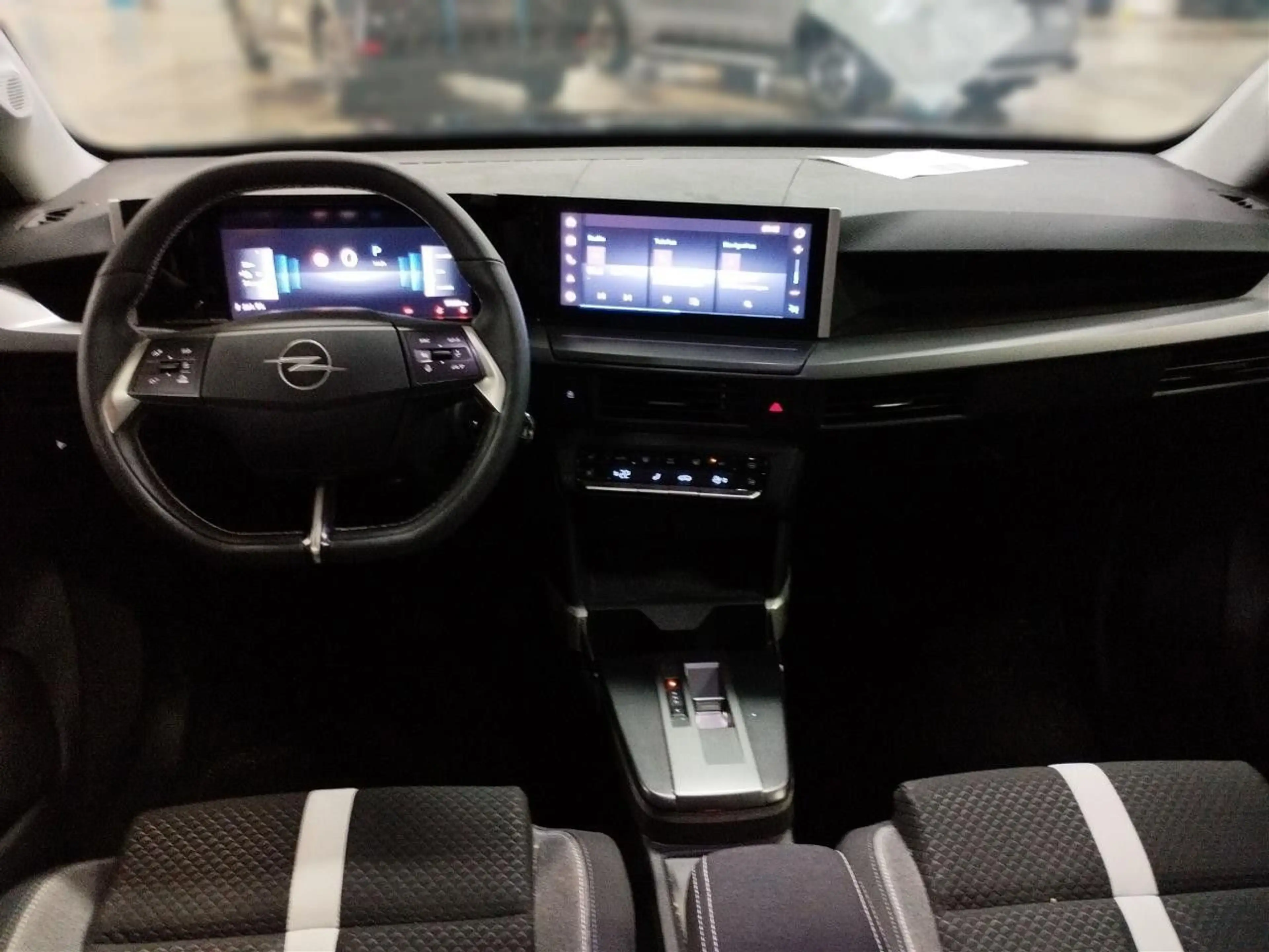 Opel Frontera -e GS 11 kW +KAMERA+SHZ+NAVI+PDC+CARPLAY — photo 9
