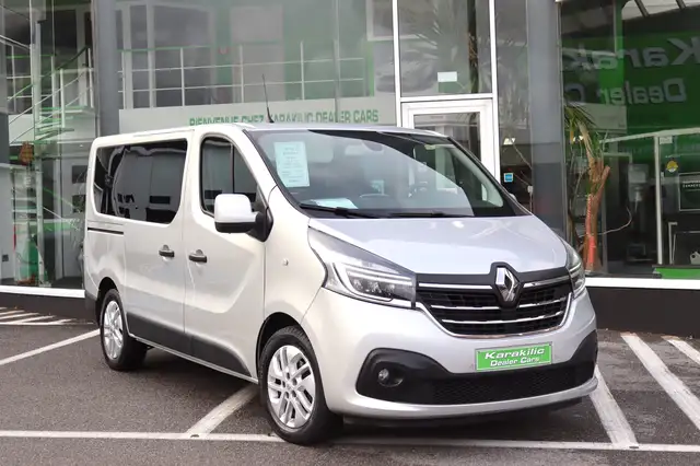 Renault Trafic 2.0dCI 145CV L2 5PLACES BOITE AUTO GPS CAMERA LED