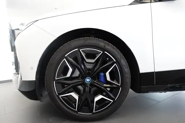 BMW iX xDrive50 I20 Ansicht 23