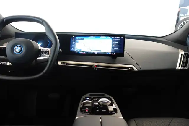 BMW iX xDrive50 I20 Ansicht 13