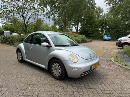 Volkswagen New Beetle 1.6 Airco Silver Dream