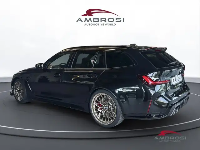 BMW M3 view 4