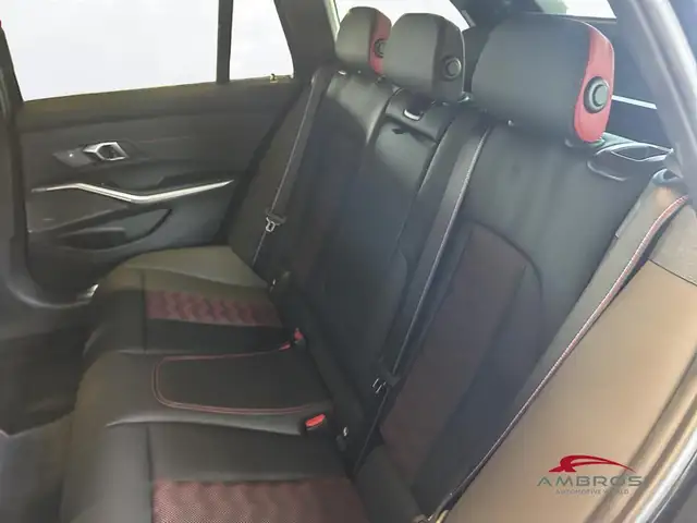 BMW M3 view 11