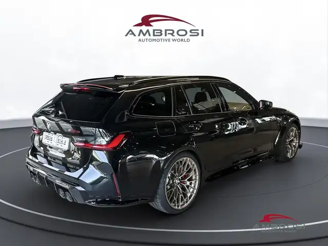 BMW M3 view 3