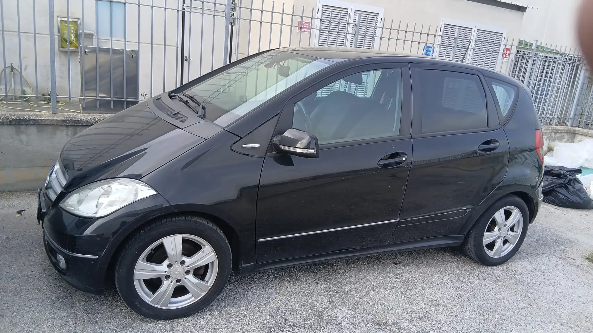 Mercedes-Benz A 160 Classe A - W/C 169 (150) Avantgarde FL Negro - 2