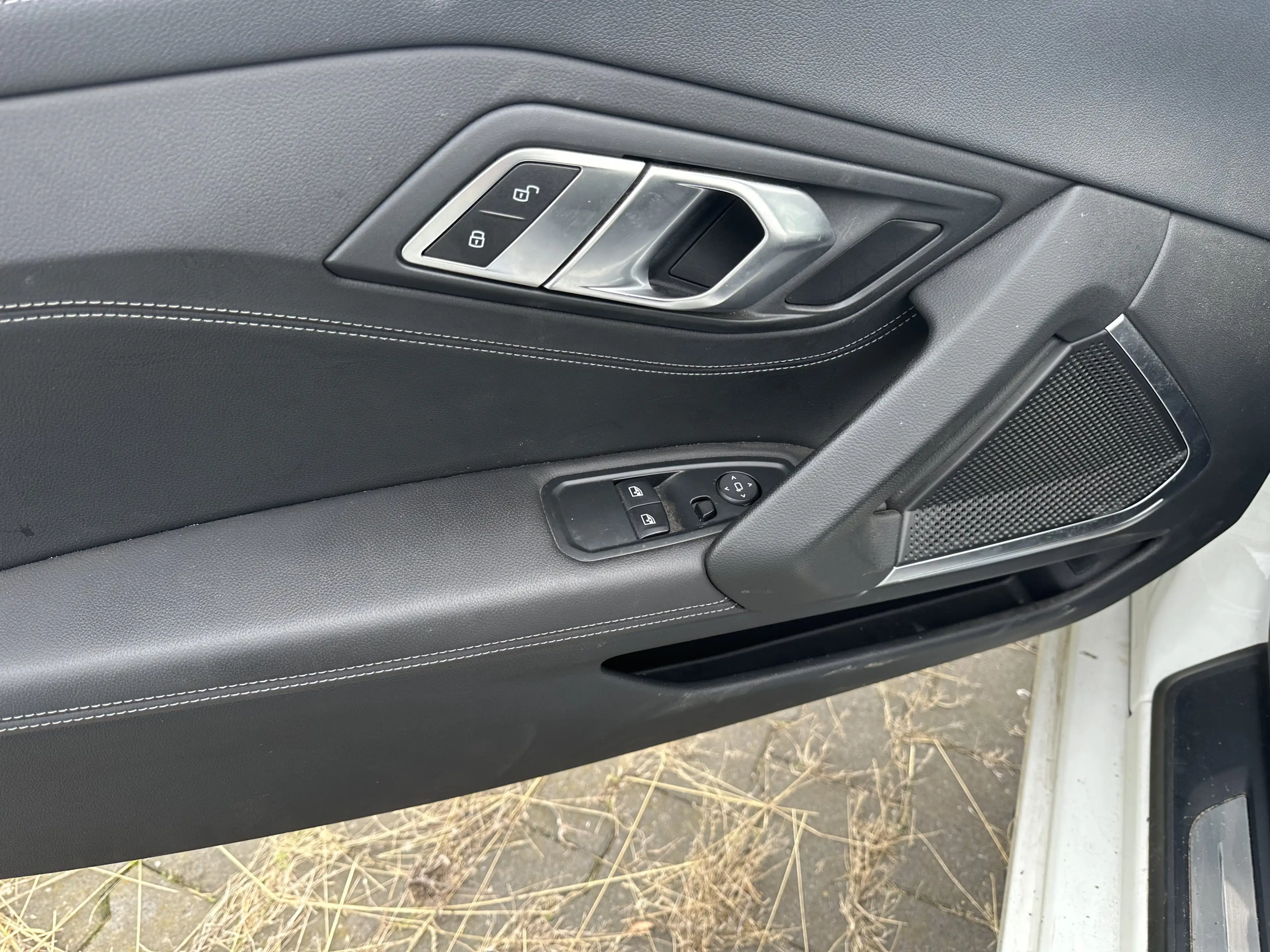 BMW Z4 sDrive20i Sport Line LCProf — photo 13